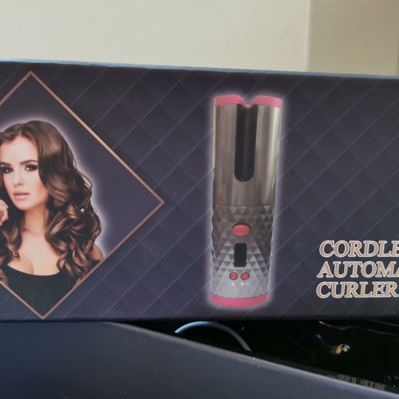 Silk wave delivers perfect curls - Picture 6 of 9